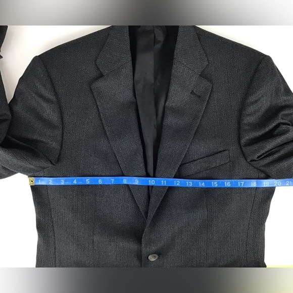 Turnbury Charcoal Gray Herringbone Classic Notch Lapel Sport Coat | 38R - Picture 12 of 14